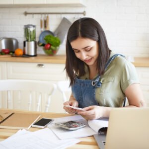 O que é reserva de emergência e como montar uma com até R$ 50 por mês